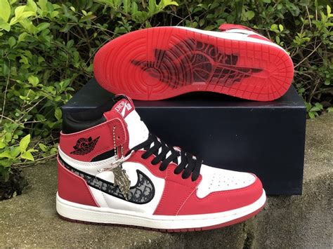 chicago dior air jordan 1s|jordan 1 dior black.